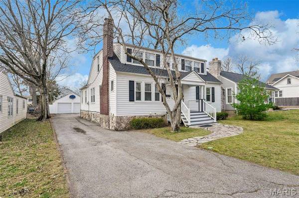 651 Cleveland AVE, Kirkwood, MO 63122