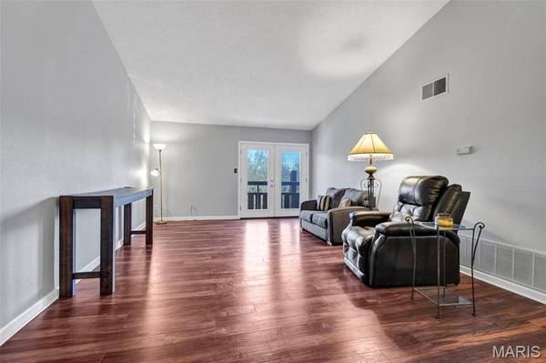 1465 Heritage LNDG #403, St Charles, MO 63303