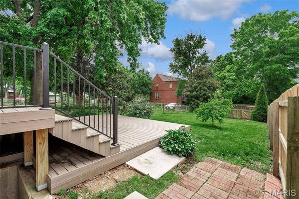 6932 Garner AVE, St Louis, MO 63139