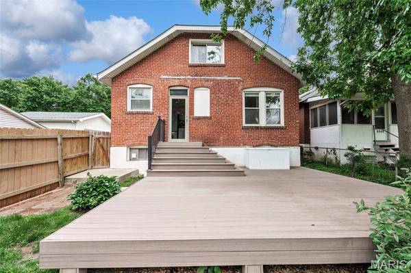 6932 Garner AVE, St Louis, MO 63139