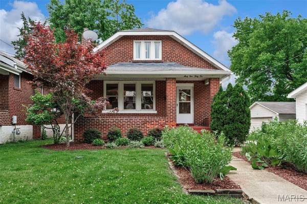 6932 Garner AVE, St Louis, MO 63139