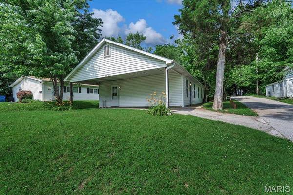 1620 gallaher, St Charles, MO 63301