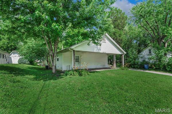 1620 gallaher, St Charles, MO 63301