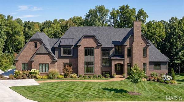 1 TBB Hawthorne I @ Manor Hill, Town And Country, MO 63131
