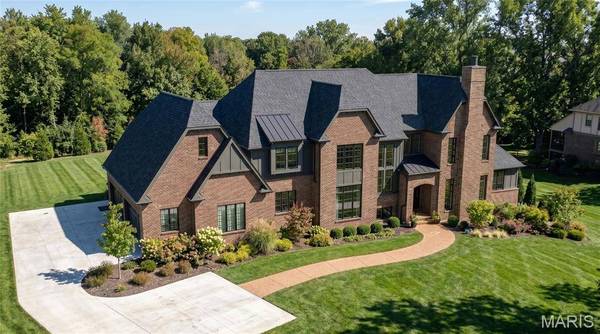 1 TBB Hawthorne I @ Manor Hill, Town And Country, MO 63131