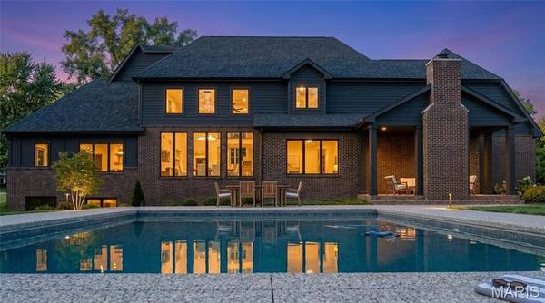 1 TBB Hawthorne I @ Manor Hill, Town And Country, MO 63131