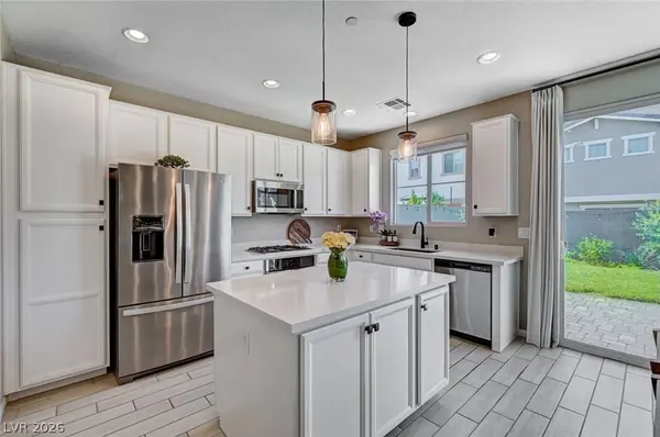 372 Silva PL, Henderson, NV 89011