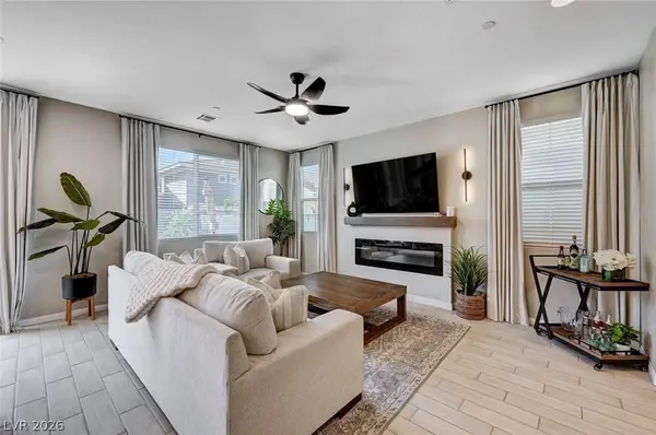 372 Silva PL, Henderson, NV 89011