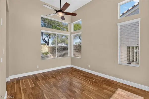 9728 Ann Arbor LN, Las Vegas, NV 89134