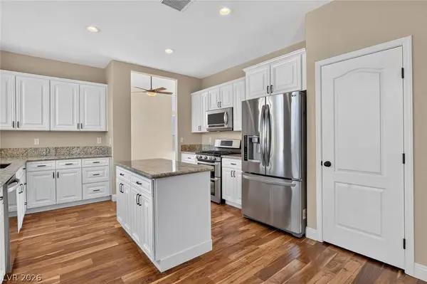 9728 Ann Arbor LN, Las Vegas, NV 89134