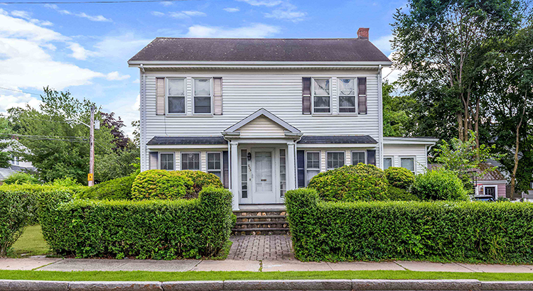 203 Porter St Melrose MA 02176