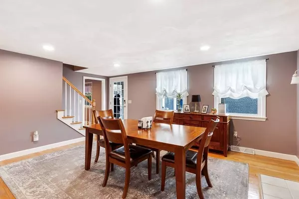 8 Wellings St, Haverhill, MA 01830