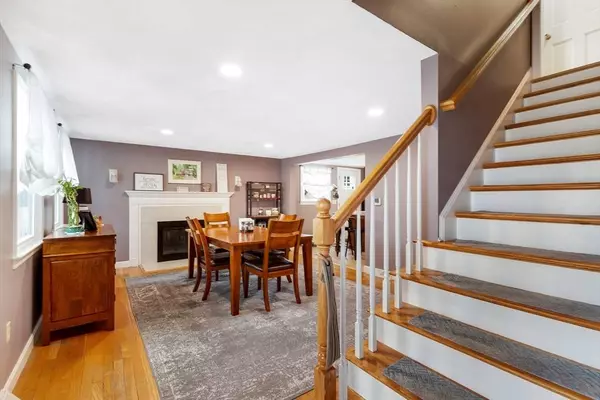 8 Wellings St, Haverhill, MA 01830