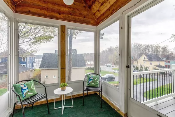 8 Wellings St, Haverhill, MA 01830