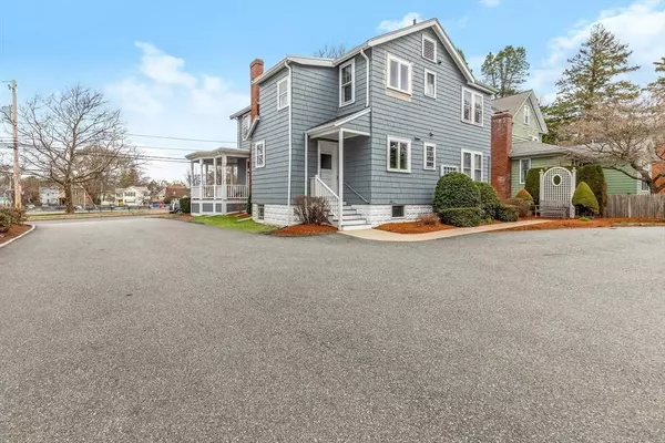 99 Laurel St, Melrose, MA 02176