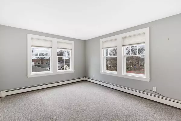 99 Laurel St, Melrose, MA 02176