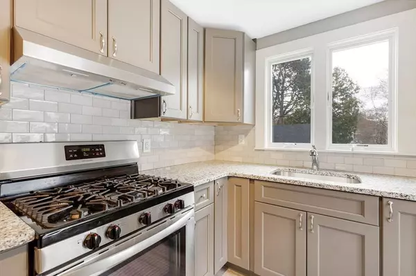 99 Laurel St, Melrose, MA 02176