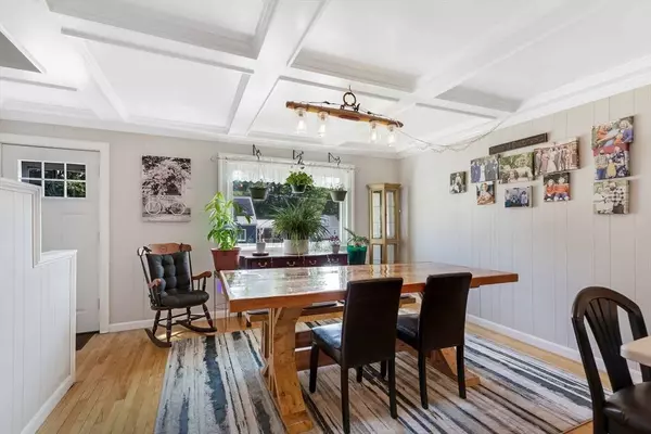 48 Long Pond Dr, Dracut, MA 01826