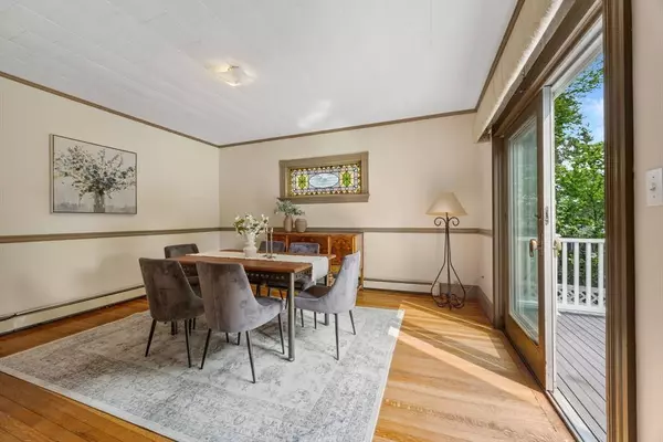 45 Vinton St, Melrose, MA 02176