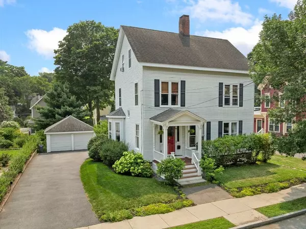 46 Youle St, Melrose, MA 02176