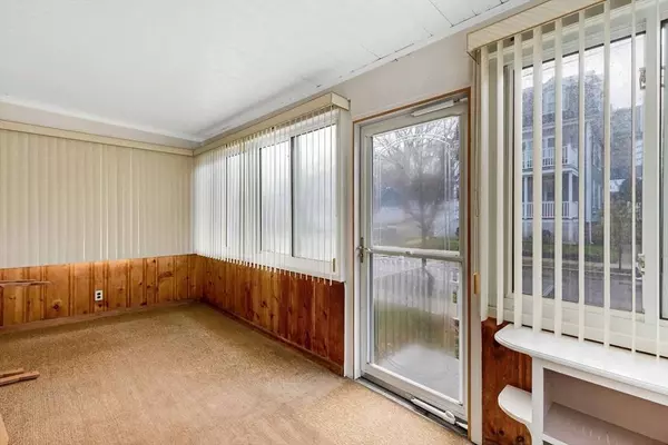 148 Beech Ave, Melrose, MA 02176