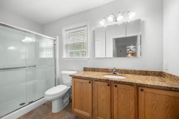 2 Veterans Way #2, Merrimac, MA 01860