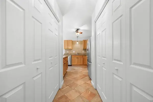 2 Veterans Way #2, Merrimac, MA 01860