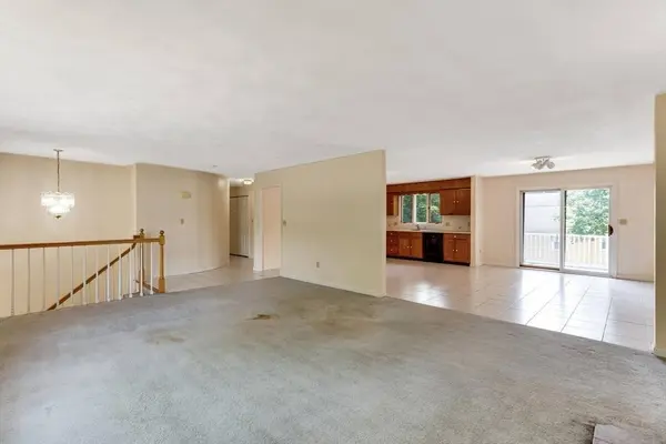 11 Main St, Wilmington, MA 01887