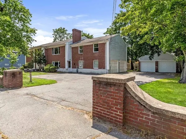 11 Main St