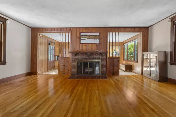 57 Nowell Rd, Melrose, MA 02176