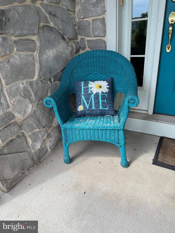 2219 MORGANTOWN RD, Reading, PA 19607