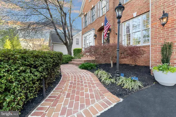 5620 SHOAL CREEK DR, Haymarket, VA 20169