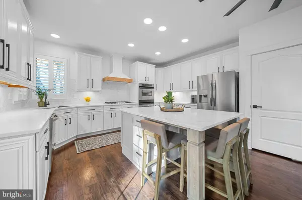 5620 SHOAL CREEK DR, Haymarket, VA 20169