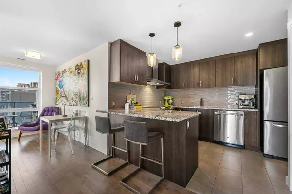 303 13 AVE SW #810, Calgary, AB T2R 0Y9