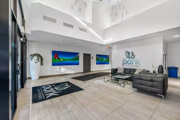 303 13 AVE SW #810, Calgary, AB T2R 0Y9