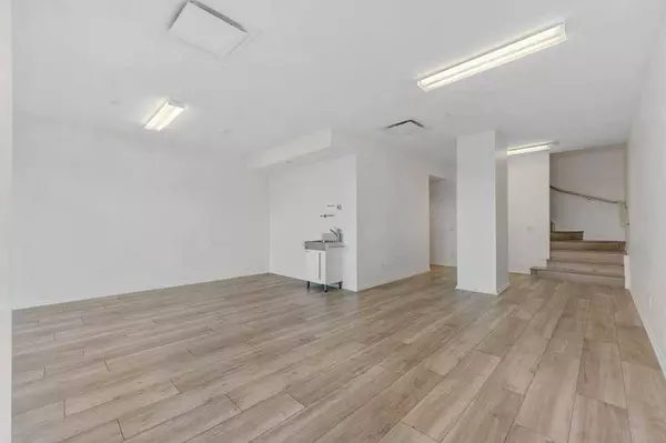 615 6 AVE SE #130, Calgary, AB T2G 1S2