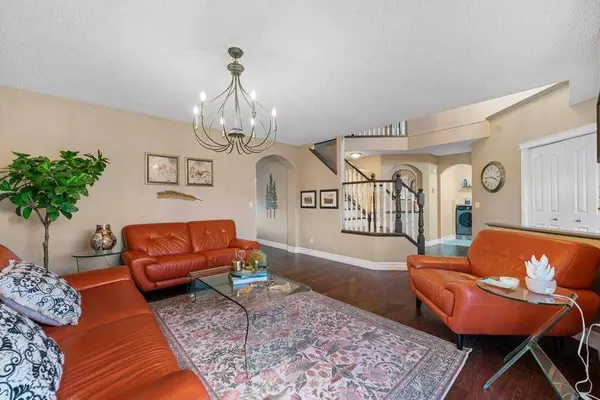 178 Cranwell Close SE, Calgary, AB T3M 1A9