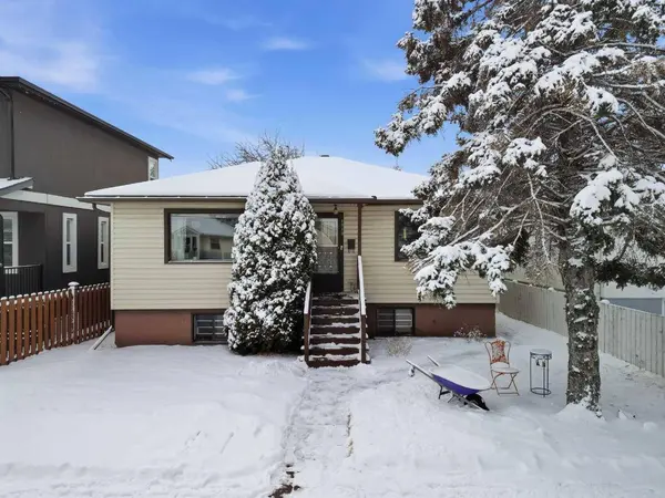 1019 8 AVE NE, Calgary, AB T2E 0S4