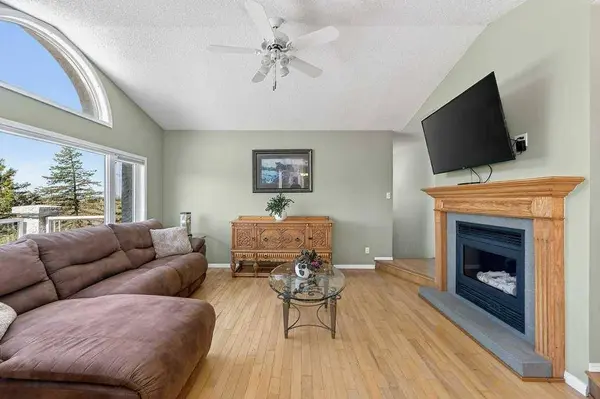 280118 Township Road 235A, Rural Rocky View County, AB T1X 0K4