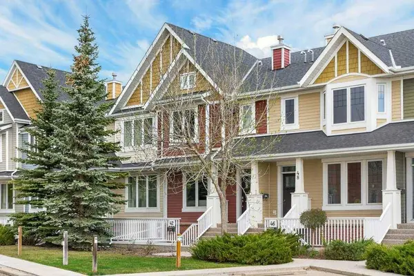 44 Mike Ralph WAY SW, Calgary, AB T3E 0H8