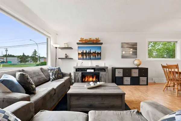 404 Arlington DR SE, Calgary, AB T2H 1S3