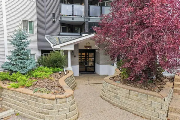10 Sierra Morena Mews SW #308, Calgary, AB T3H 3K5