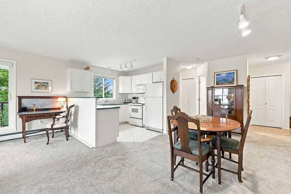 10 Sierra Morena Mews SW #308, Calgary, AB T3H 3K5