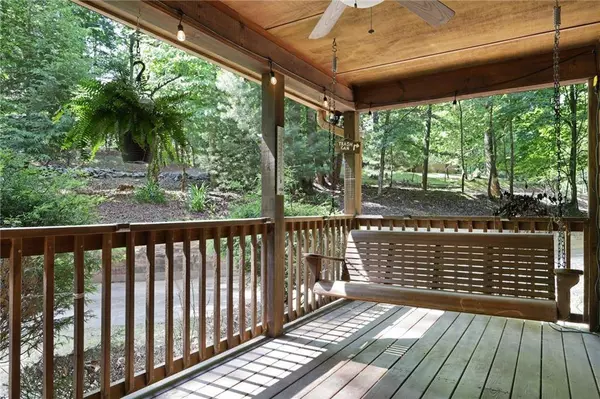 2150 Newport DR, Ellijay, GA 30540