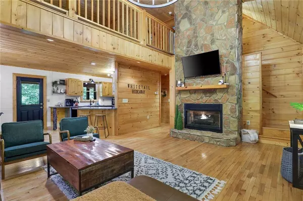 2150 Newport DR, Ellijay, GA 30540