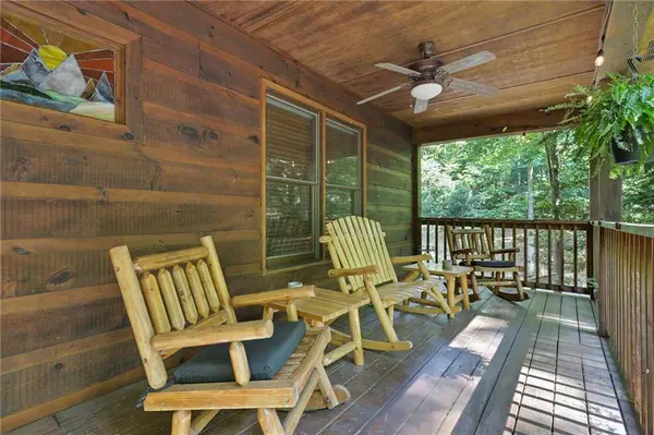 2150 Newport DR, Ellijay, GA 30540