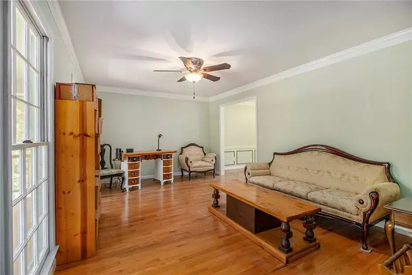 4819 Elam RD, Stone Mountain, GA 30083