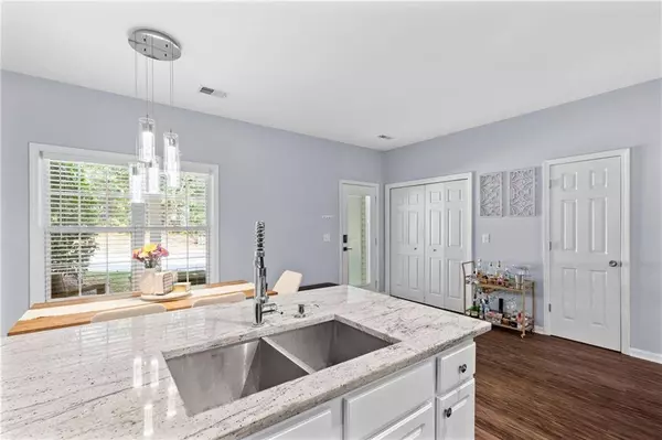 3430 Town Square DR NW #1, Kennesaw, GA 30144