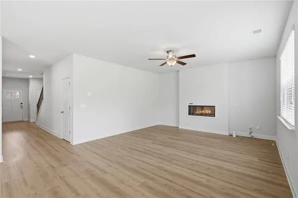 11 Dew Drop LN, Dallas, GA 30157