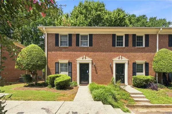 136 Sterling CT